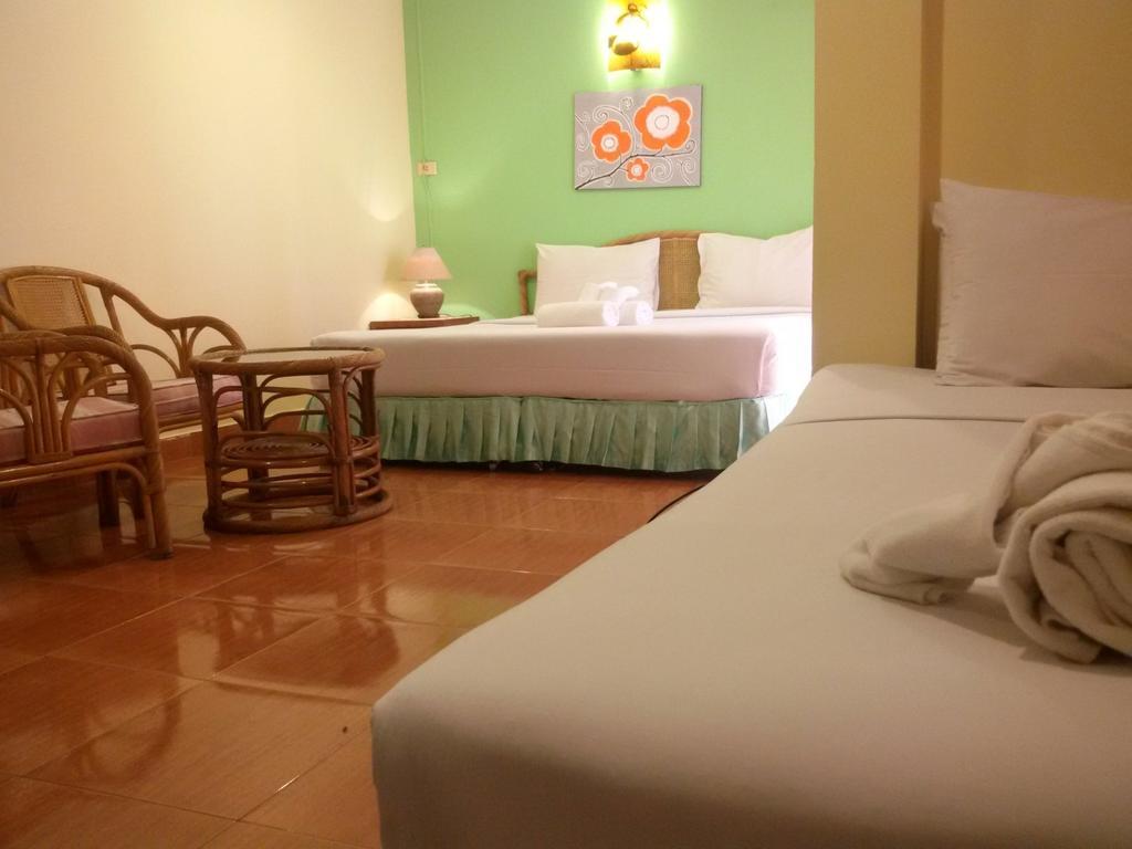 Nilawan Guesthouse HHQ Quarto foto